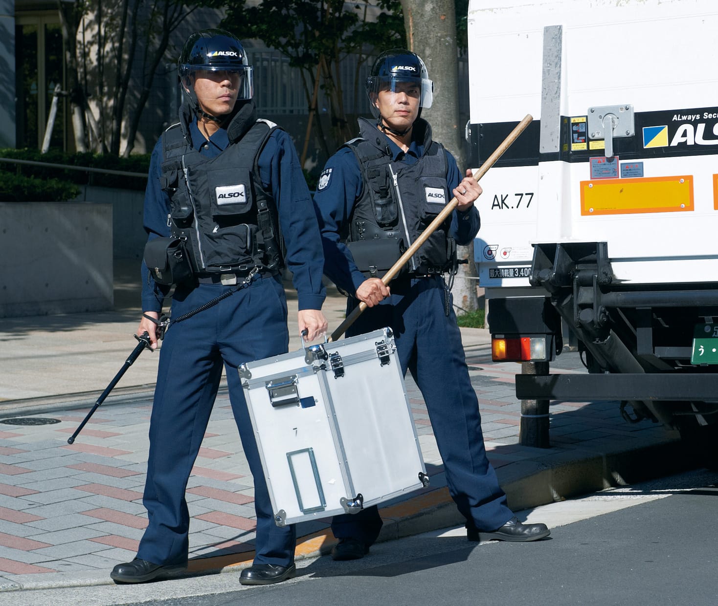 貴重品運搬（警備輸送）